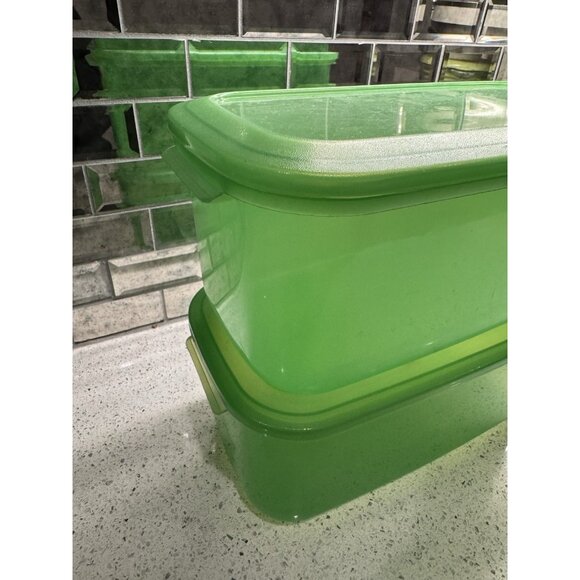 DEBBIE Meyer GREEN BOX Container 6 Quart # 5 BPA Free Made in USA w/Lid Lot Of 2 - Picture 3 of 8